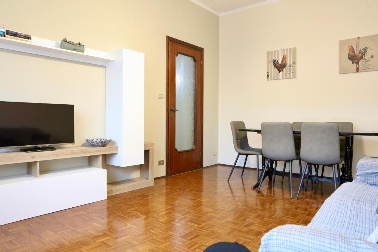 La Casa Dei Nonni - Ampio Trilocale Zona Lingotto Apartment Torino Exterior foto